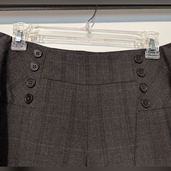 Worthington Pants - Picture 2 of 8